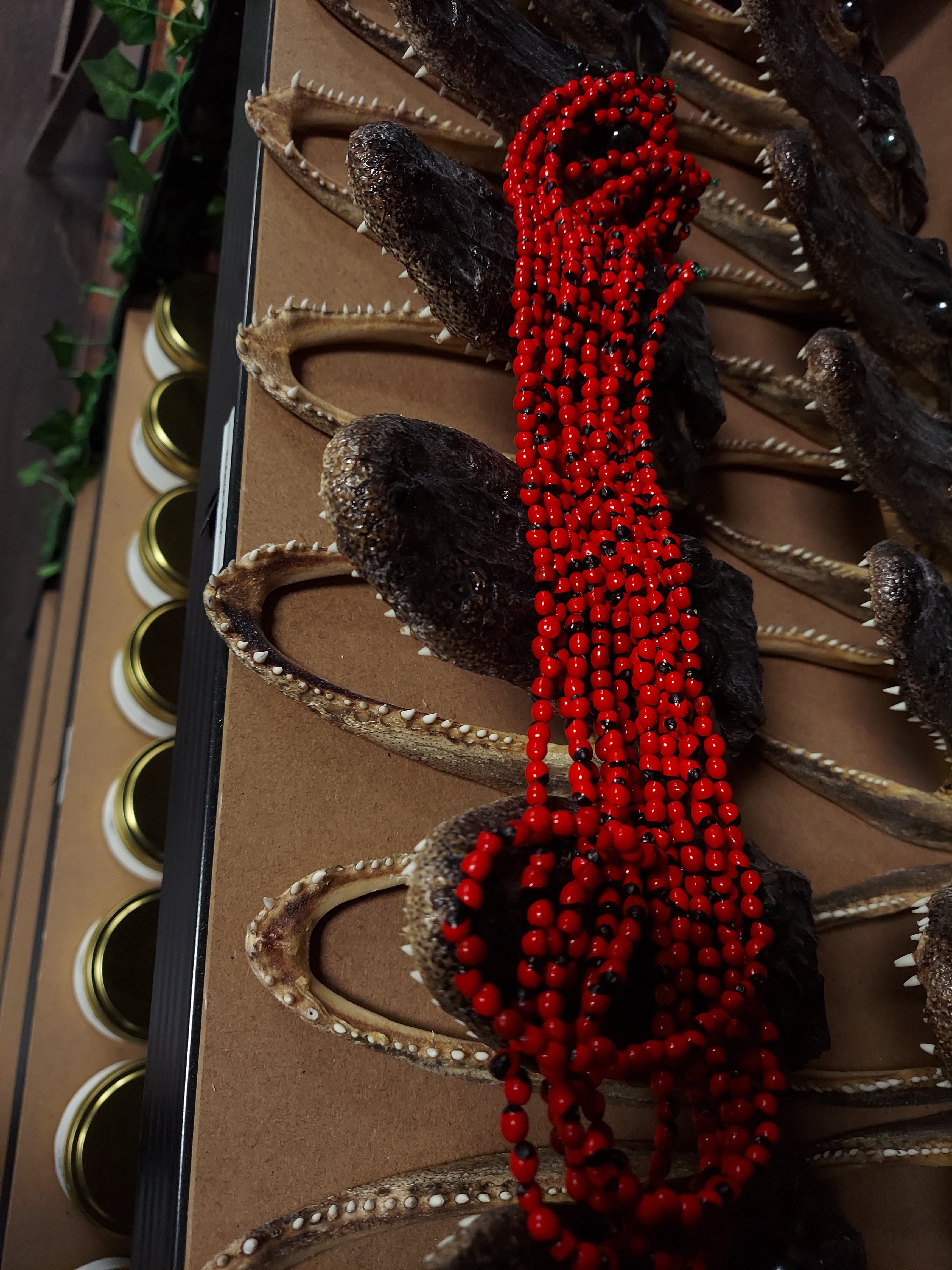 Peonia Seed necklace